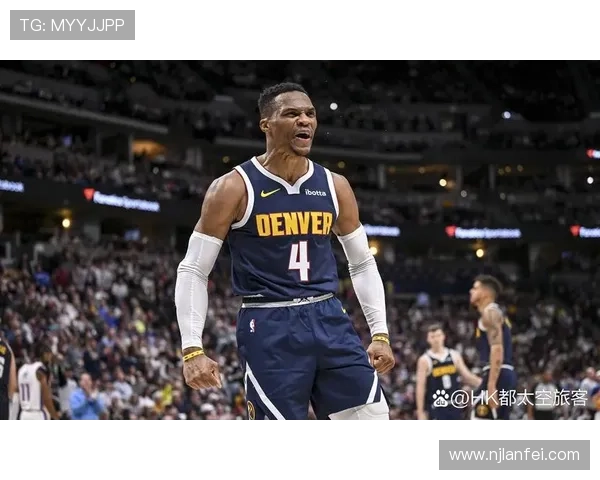 沃特森关键补防成功盖帽威少迅速反击轻松上篮得分